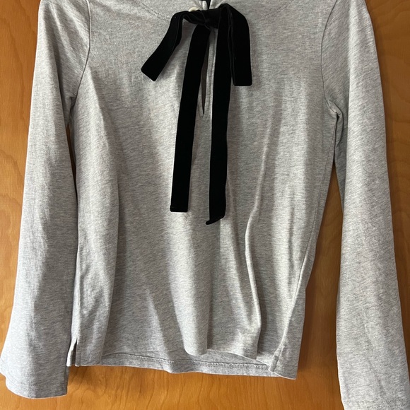 NEW ✨ J.Crew Grey Velvet Bow Keyhole Top XXS - Picture 2 of 5